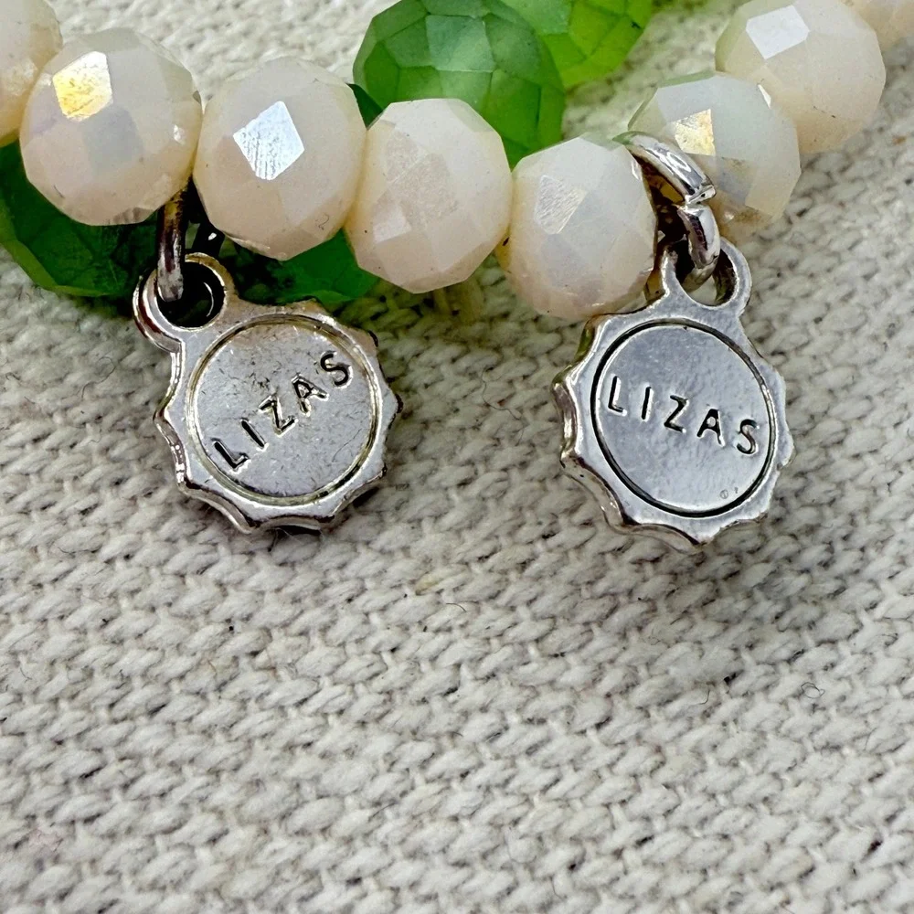 Lizas Beaded Bracelet Set‎ Green White Faceted Crystal Stretch Layering Stacking